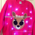 14STC9002 ilumina suéter de navidad